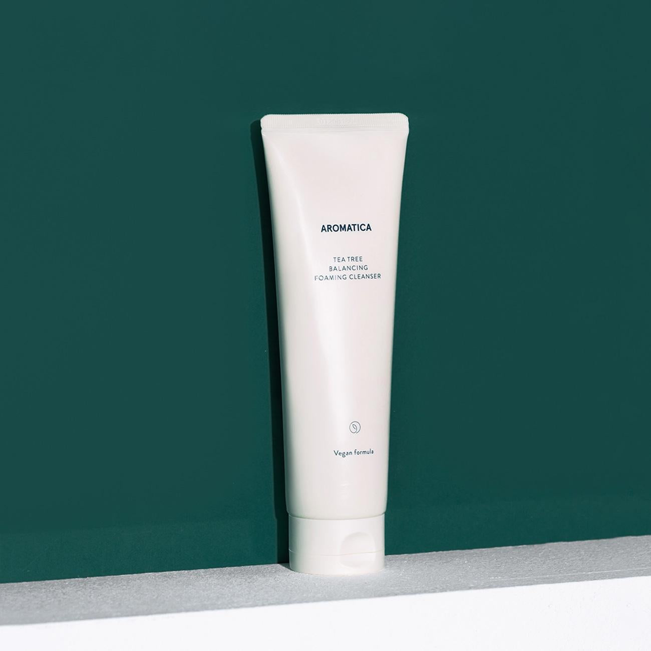 Tea Tree Balancing Foaming Cleanser
