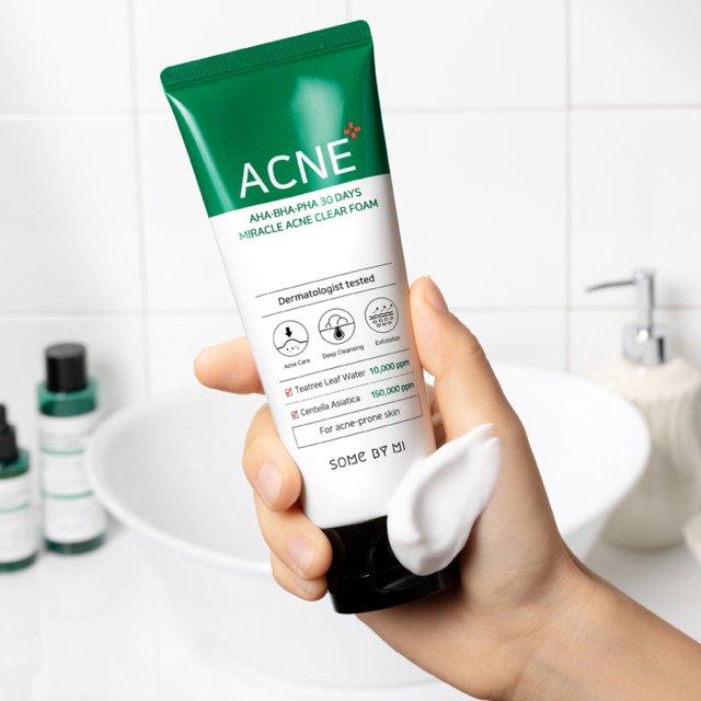 AHA BHA PHA 30 Days Miracle Acne Clear Foam